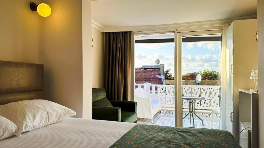 Hi Hotel Ivy Bueyuekada Adalar Zewnętrze zdjęcie